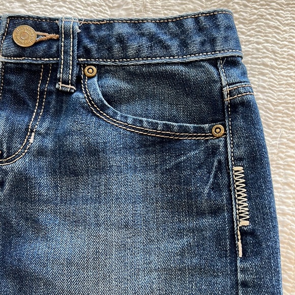 Denim mini skirt EUC - Picture 2 of 7